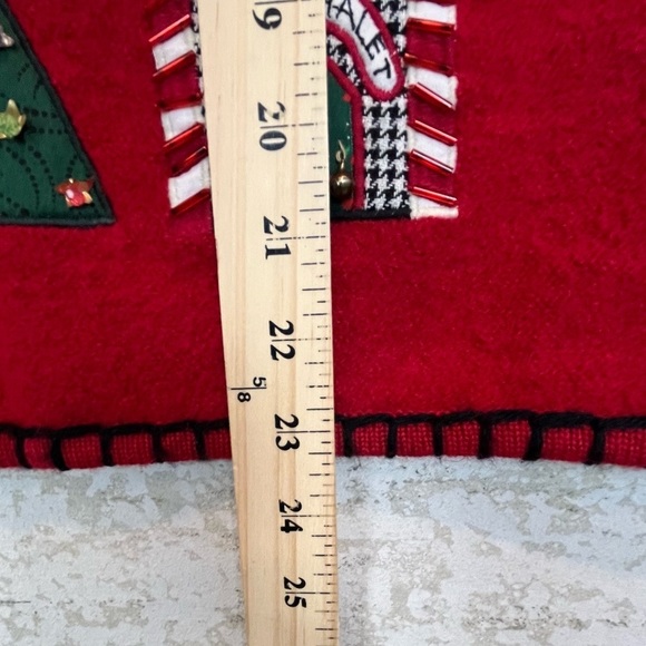 SHARON YOUNG Red Holiday Sweater Vest Small Trees Stars Elves Chalet - Picture 12 of 13
